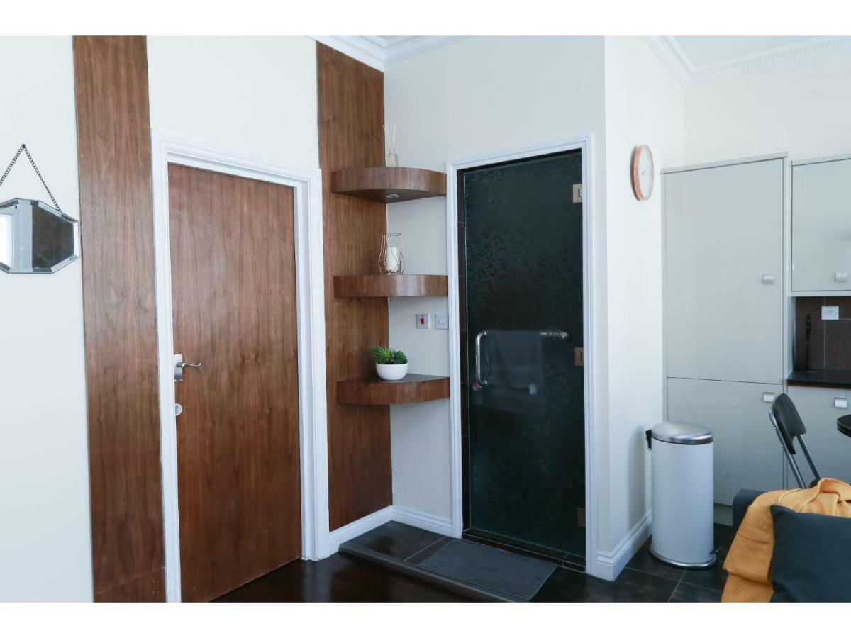 Pass The Keys West End Apartment Near Tottenham Court Road لندن المظهر الخارجي الصورة
